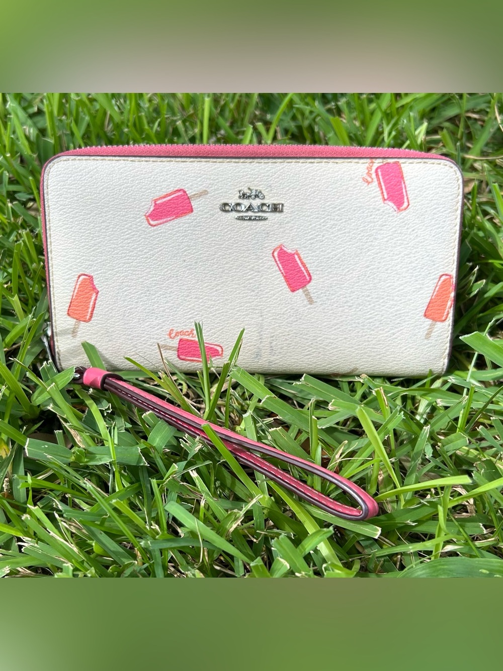 Coach White Long Zippy Accordion Wallet/ Wristlet with Pink Popsicle Print